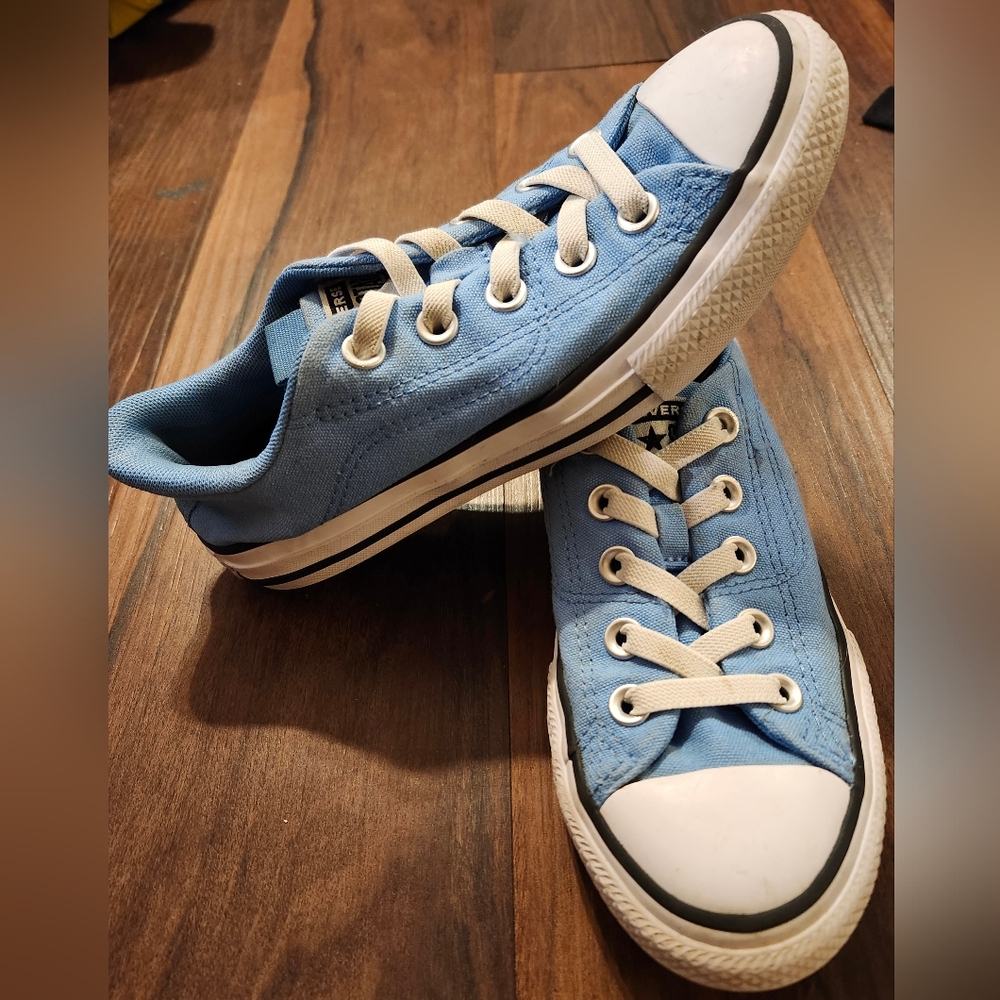 Girls Sz 2 Light Blue Converse Chuck Taylor All Star Rave Slip-On Shoes